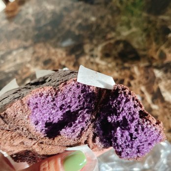 Kam Hing Bakery - Ube sponge cake - Bakeries Near Me - New York, New York Kam Hing Bakery - Ube sponge cake - Bakeries Near Me - New York, New York