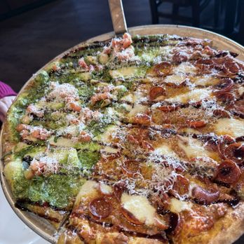Farrelli's Pizza - Half and half - Pizza Near Me - Puyallup, Washington Farrelli's Pizza - Half and half - Pizza Near Me - Puyallup, Washington