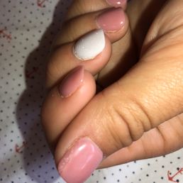 Do y'all see the crack in the thumb?!? And also the crappy thin layers of dip! Very uneven shape and I am so so sad with how it looks! Do y'all see the crack in the thumb?!? And also the crappy thin layers of dip! Very uneven shape and I am so so sad with how it looks!