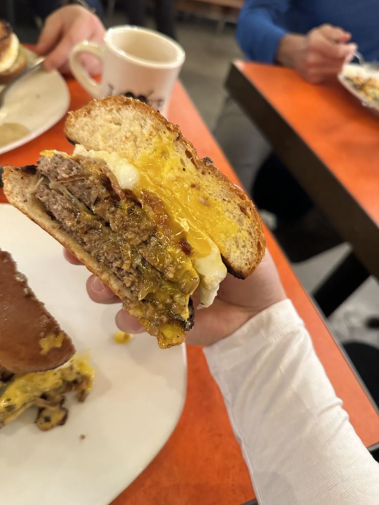 Avalon Cafe and Bakery