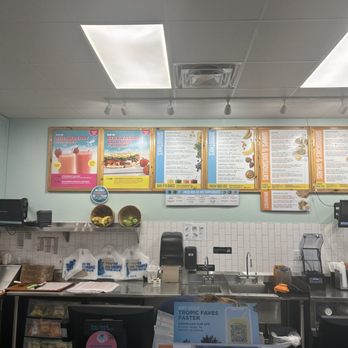 Tropical Smoothie Cafe - Juice Bars & Smoothies Near Me - Fort Worth, Texas Tropical Smoothie Cafe - Juice Bars & Smoothies Near Me - Fort Worth, Texas