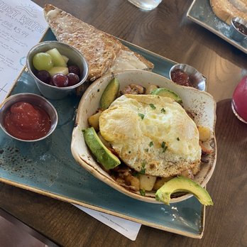 First Watch - Farmhouse Skillet Hash - Cafes Near Me - Hampton, Virginia