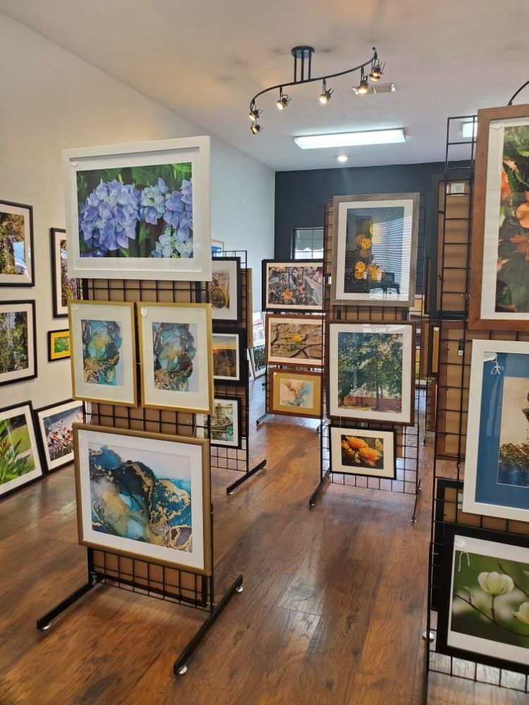 SIMPLY WALL ART Updated April 2024 19 Photos 4026 Summerhill Rd