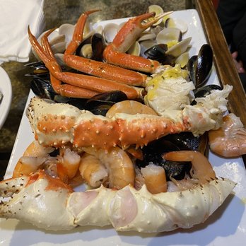 Pirate's Cove - a large platter of seafood - American Near Me - New Bern, North Carolina Pirate's Cove - a large platter of seafood - American Near Me - New Bern, North Carolina