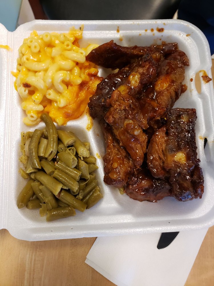 BJ’s Market & Bakery Bakeries 1737 E 95th St, South Deering