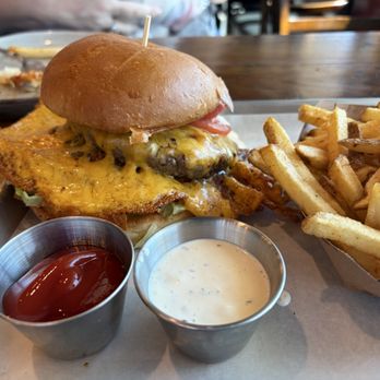 Reno Bar and Grill - Comfort Food Near Me - Reno, Nevada Reno Bar and Grill - Comfort Food Near Me - Reno, Nevada