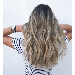 Hair By Day Beauty Salon