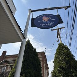 Village Ice Cream & Cafe