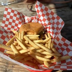DJ Smash Burgers - Smash burger smalll fries
