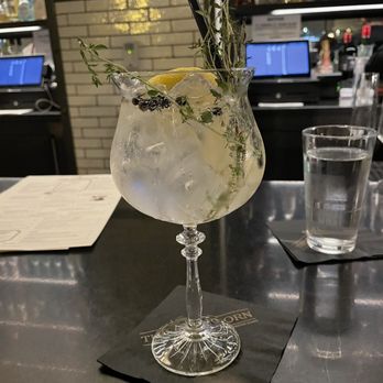 The Dearborn - Delicious Spanish G&T - New American Near Me - Chicago, Illinois The Dearborn - Delicious Spanish G&T - New American Near Me - Chicago, Illinois