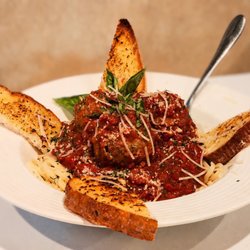 Food & Friends - Pasta Marinara with Chophouse meatballs