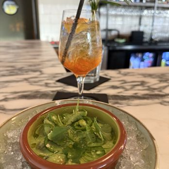 Mother Pizzeria - Pouched curry mussels and house spritzer! - Pizza Near Me - Newport, Rhode Island
