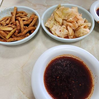 Kim Chee II Restaurant - Complimentary veggies - Korean Near Me - Honolulu, Hawaii