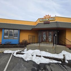 Mexican Grill Dayville - Outside front