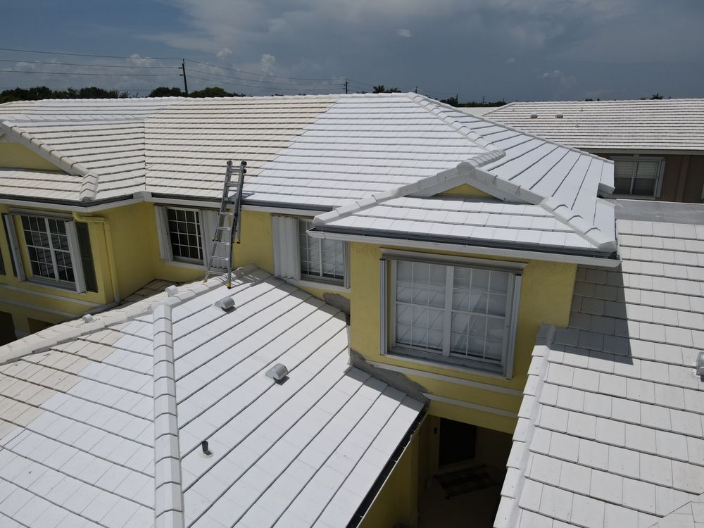 Slide of Elite Tech Roofing