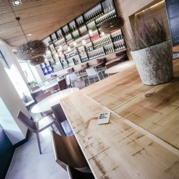 Bodega Granandos - Tapas Bars Near Me - Barcelona, B Bodega Granandos - Tapas Bars Near Me - Barcelona, B