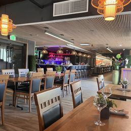 Inside: Bar Inside: Bar