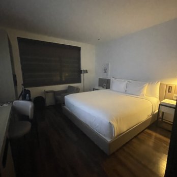 Shashi Hotel - Room 211 - Hotels Near Me - Mountain View, California Shashi Hotel - Room 211 - Hotels Near Me - Mountain View, California