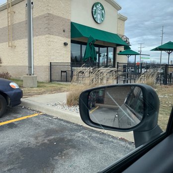 Starbucks - a car parked in front of a starbucks - Coffee & Tea Near Me - Fort Wayne, Indiana Starbucks - a car parked in front of a starbucks - Coffee & Tea Near Me - Fort Wayne, Indiana