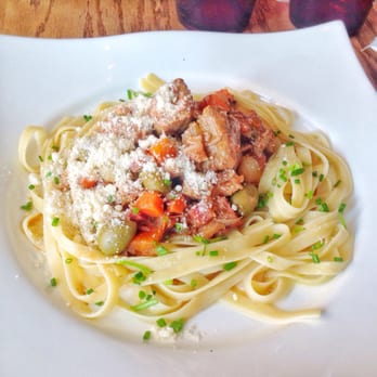 Plein Sud - Sauté de veau à la Corse Pasta - French Near Me - Montreal, Quebec