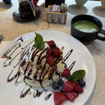 Takagi Coffee - Strawberry and Mix Berry Pancake - Japanese Near Me - Los Angeles, California Takagi Coffee - Strawberry and Mix Berry Pancake - Japanese Near Me - Los Angeles, California