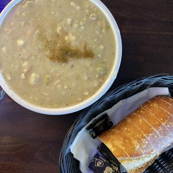 Barbara's Fishtrap - Fresh Made Clam Chowder - Seafood Near Me - Half Moon Bay, California Barbara's Fishtrap - Fresh Made Clam Chowder - Seafood Near Me - Half Moon Bay, California
