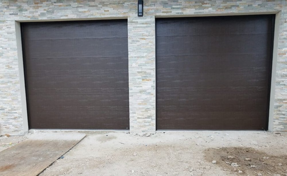 Zubero Garage Doors - Garage Door Contractor in Miami, FL