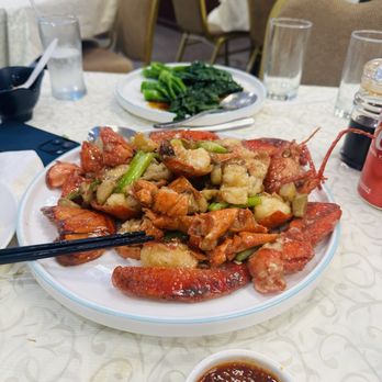 Asian Pearl Kitchen - Ginger sauce  lobster - Dim Sum Near Me - Richmond, California