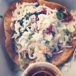 Antojitos Laredo - Soft chicken tacos