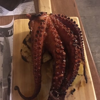 Sidreria Txots Figueres - Octopus - Tapas/Small Plates Near Me - Figueres, GI Sidreria Txots Figueres - Octopus - Tapas/Small Plates Near Me - Figueres, GI