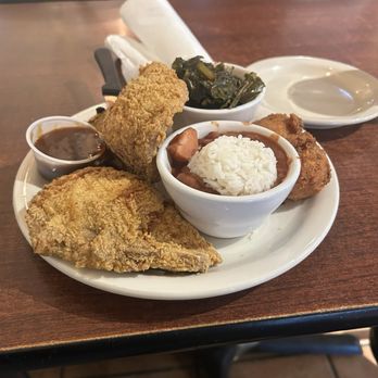 Dee's Hang Out - Fried chicken lunch - Cajun/Creole Near Me - Panama City Beach, Florida Dee's Hang Out - Fried chicken lunch - Cajun/Creole Near Me - Panama City Beach, Florida