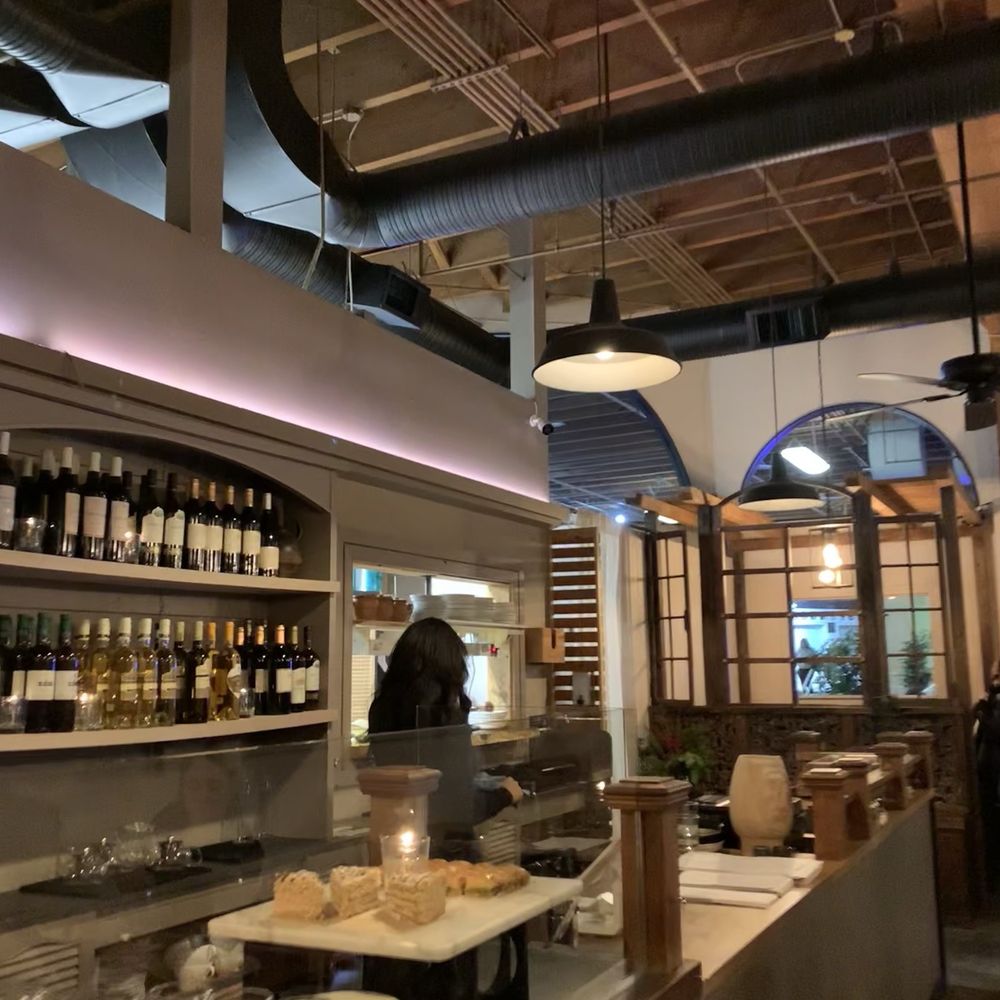Dediko - Inside - Georgian Near Me - Vancouver, Washington
