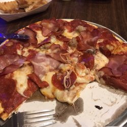 Papa Tronnio's Pizza - One of the best Pizza I've had in a long time
