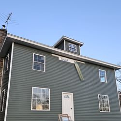Munz Roofing & Siding