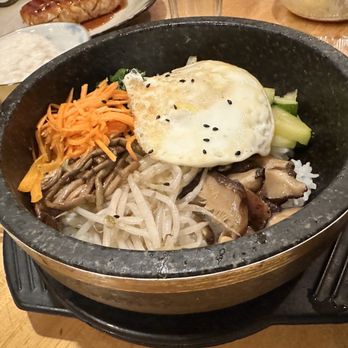 Sushi Yama - Japanese Near Me - Vienna, Virginia