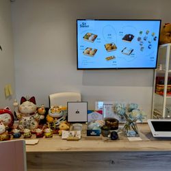 So Sweet - Lucky cats and payment area