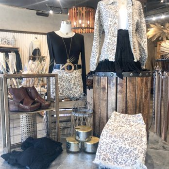 Lizard Thicket - New arrivals - Women's Clothing Near Me - Macon, Georgia Lizard Thicket - New arrivals - Women's Clothing Near Me - Macon, Georgia