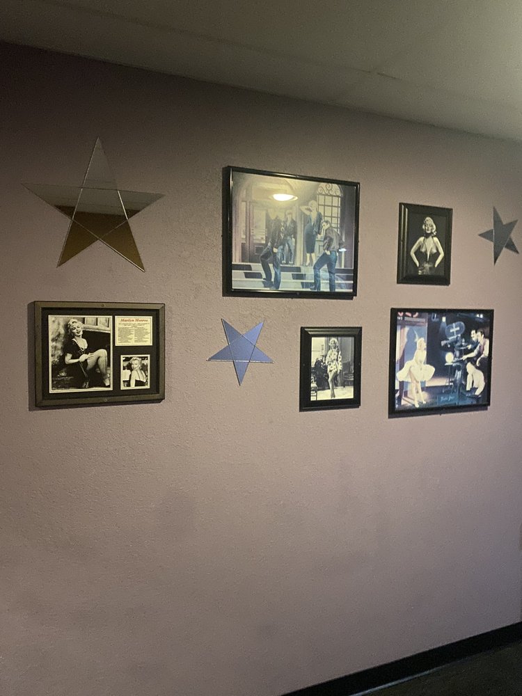 Social spots from El Reno Cinema 8