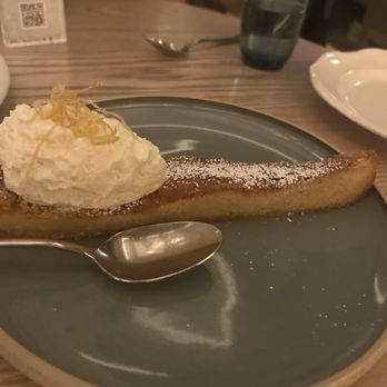The Oakville Grill & Cellar - Lemon cake - American Near Me - Chicago, Illinois The Oakville Grill & Cellar - Lemon cake - American Near Me - Chicago, Illinois