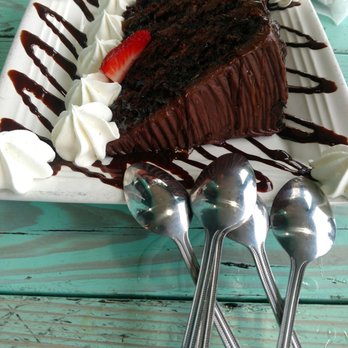 Nervous Nellie's - Chocolate fudge cake - Seafood Near Me - Fort Myers Beach, Florida Nervous Nellie's - Chocolate fudge cake - Seafood Near Me - Fort Myers Beach, Florida