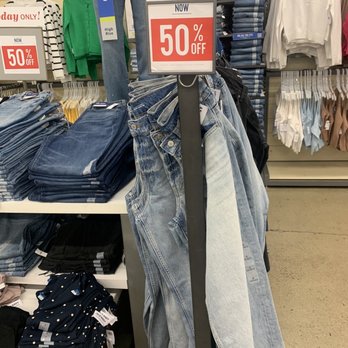 Old Navy - Deal for the day - Men's Clothing Near Me - Northridge, California Old Navy - Deal for the day - Men's Clothing Near Me - Northridge, California