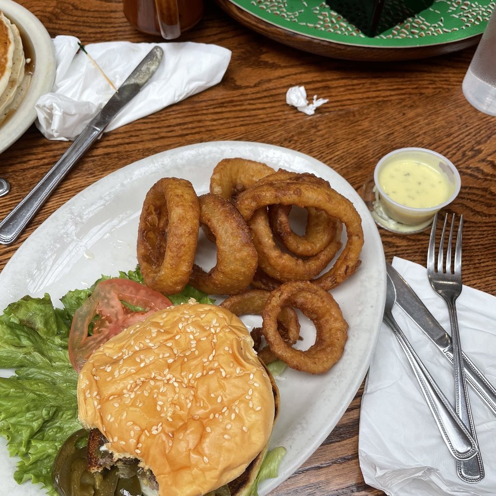 Charlie's Cafe - So good - American Near Me - Enumclaw, Washington