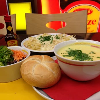 MAGGI Kochstudio - Cheese pasta, veggie cream soup and small salad less than €10! - Cafeteria Near Me - Frankfurt, HE
