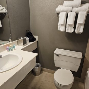Oasis at Gold Spike - Hotels Near Me - Las Vegas, Nevada Oasis at Gold Spike - Hotels Near Me - Las Vegas, Nevada