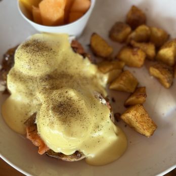 Dolci Cafe Italiano - Salmon Benedict - Italian Near Me - El Cajon, California Dolci Cafe Italiano - Salmon Benedict - Italian Near Me - El Cajon, California