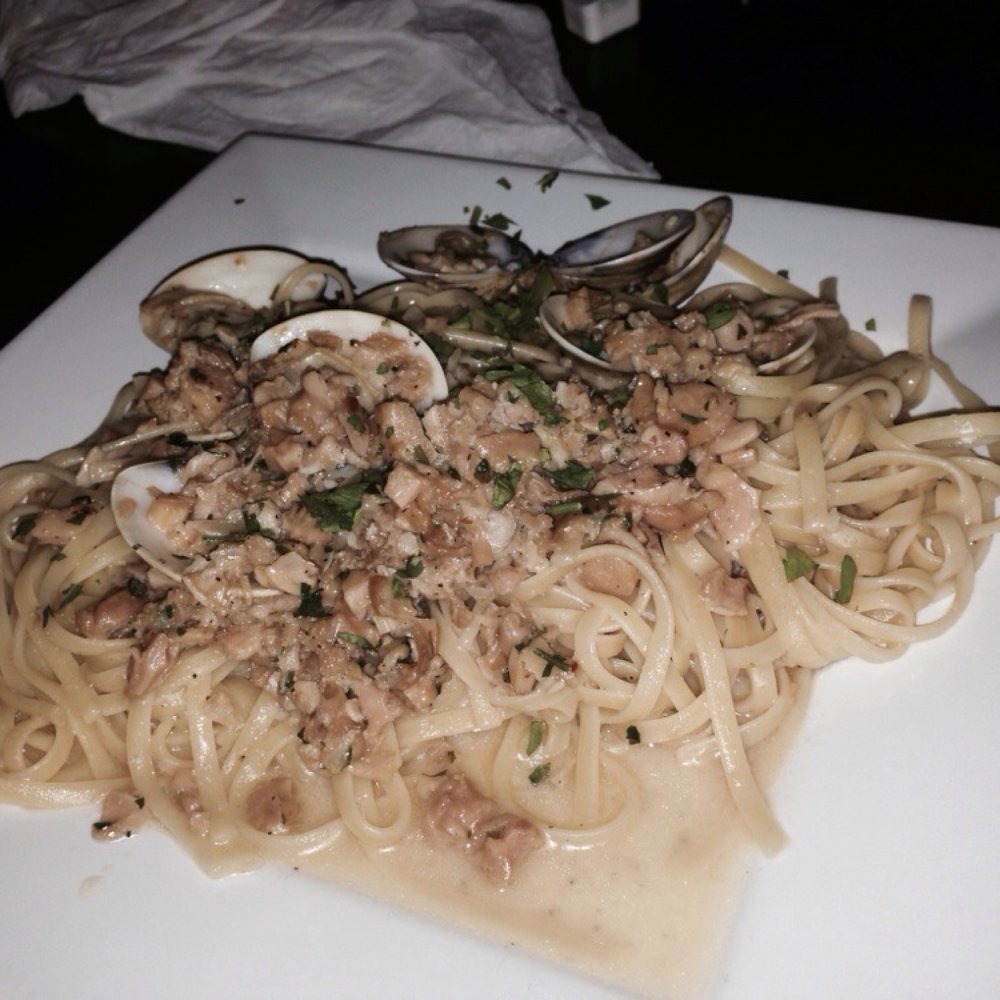 Capri Restaurant - Clam linguini - Pizza Near Me - Natrona Heights, Pennsylvania Capri Restaurant - Clam linguini - Pizza Near Me - Natrona Heights, Pennsylvania
