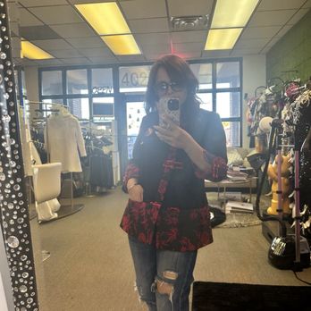 Far Ample Company - Sewing & Alterations Near Me - Henderson, Nevada