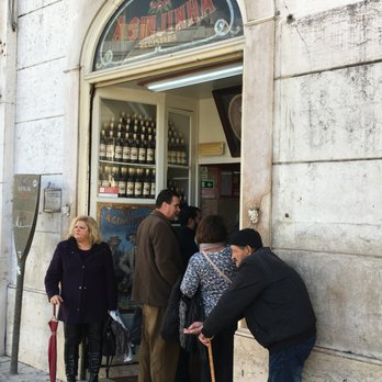 A Ginjinha - Beer, Wine & Spirits Near Me - Lisbon, 11
