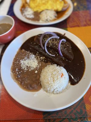 Mole Del Rey by null