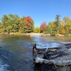 Americinn of the Porcupine Mountains - Lake Superior boat launch area